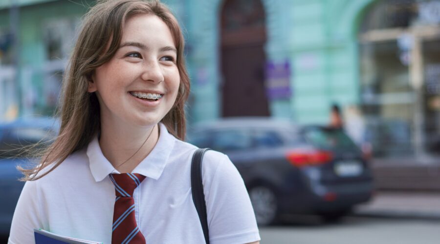 Invisalign | metal braces | transparent braces | orthodontics for teens