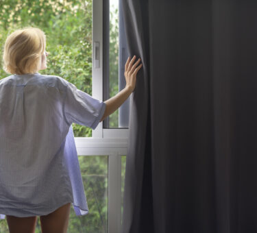 Made To Measure Blockout Curtains Melbourne | Measuring For Curtains | Professional Curtain Installation Services