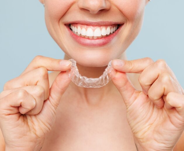 Foods to Avoid & How to Keep Invisalign in Melbourne Clear Aligners Crystal Clear | Clear Aligner Therapy Tips to Maintain an Affordable Invisalign Treatment
