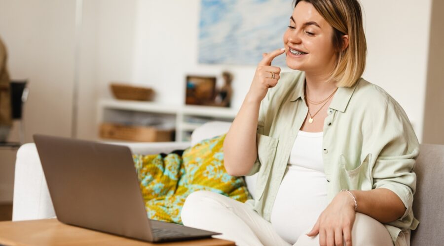 Orthodontic Treatment & Pregnancy | A Safety & Timing Guide for Expecting Mums | Orthodontics for Adults while Pregnant | Metal Braces & Clear Aligners in Melbourne