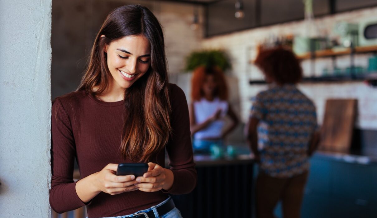 9 People on the Real Changes That Helped Them Put Their Phones Down