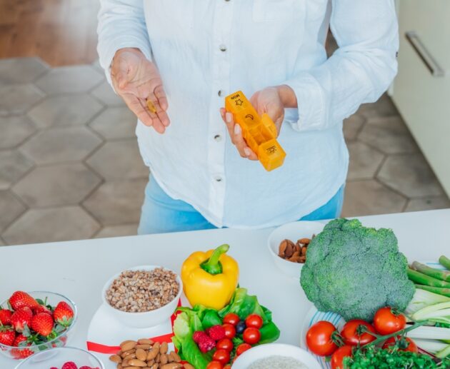 Menopause Meal Plan Tips | Hormone Balance, Weight Management, Energy Management | Registered Dietitian in Australia | Online Support for a Plant Based Meal Plan