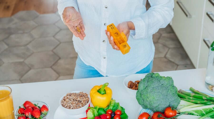 Menopause Meal Plan Tips | Hormone Balance, Weight Management, Energy Management | Registered Dietitian in Australia | Online Support for a Plant Based Meal Plan