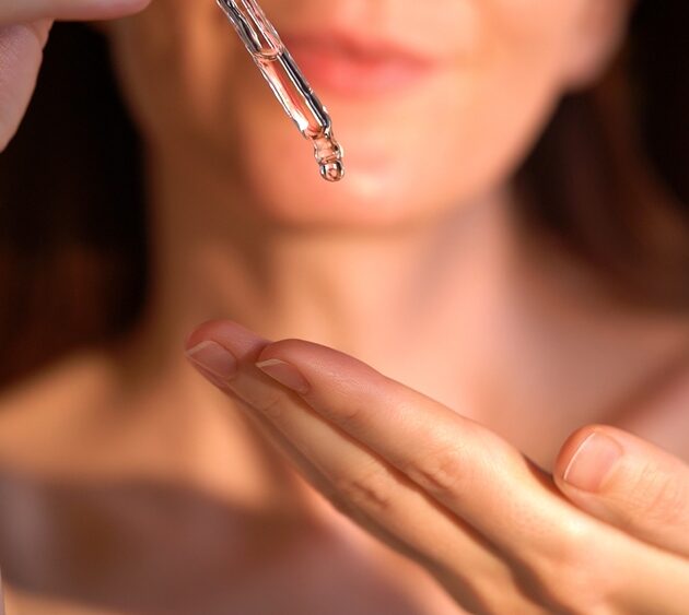 Using Active Skincare Ingredients Guide | Introducing a Vitamin C Serum & a Retinal Cream