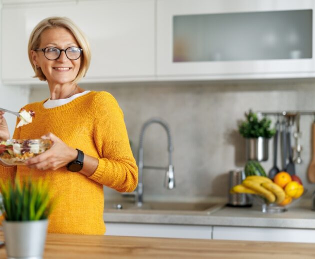 Food That Helps Hot Flashes | Hormone Support | Menopause Meal Plan Support | Online Nutritionist & Registered Dietitian in Australia