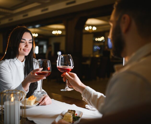 Guide To Romantic Local Date Nights | Sydney, Melbourne, Australia | Support Local Businesses | Suburb Local | Not Mum Today | Man Manual