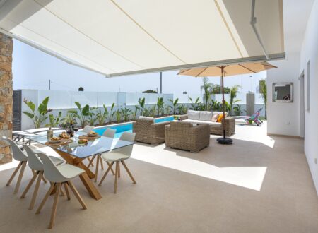 Durable Australian Outdoor Shading | Alfresco Awnings & Patio Roofing Systems Supplier | Automation, Wind, Rain & Sun