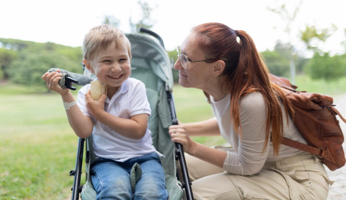 How NDIS Dietitians Support Children With Mental or Physical Disability | Nutrition Help For Families & Mealtimes | Brisbane Dietitians