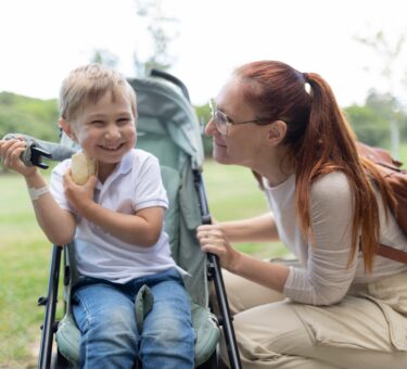 How NDIS Dietitians Support Children With Mental or Physical Disability | Nutrition Help For Families & Mealtimes | Brisbane Dietitians
