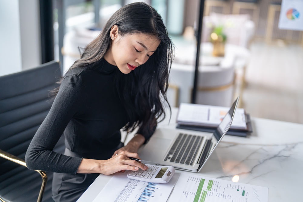 Currency Hedging for Australian Investors | 2026 | Global Equities | Independent Financial Advisors Melbourne | Investment Portfolio Management & Taxation Advice