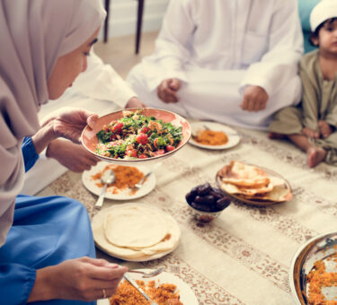 Halal Certification & Catering Guide | Community Services Australia | Build Trust | Choose A Caterer for Your Event