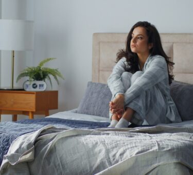 I Don’t Want a 5am Routine—I Want Everyone to Leave Me Alone for 20 Minutes
