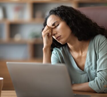 Fatigue, Brain Fog, Hair Loss | Symptoms & Causes of Low Iron in Women | Health Conditions & Causes to Check | Female Colorectal Surgeon In Melbourne