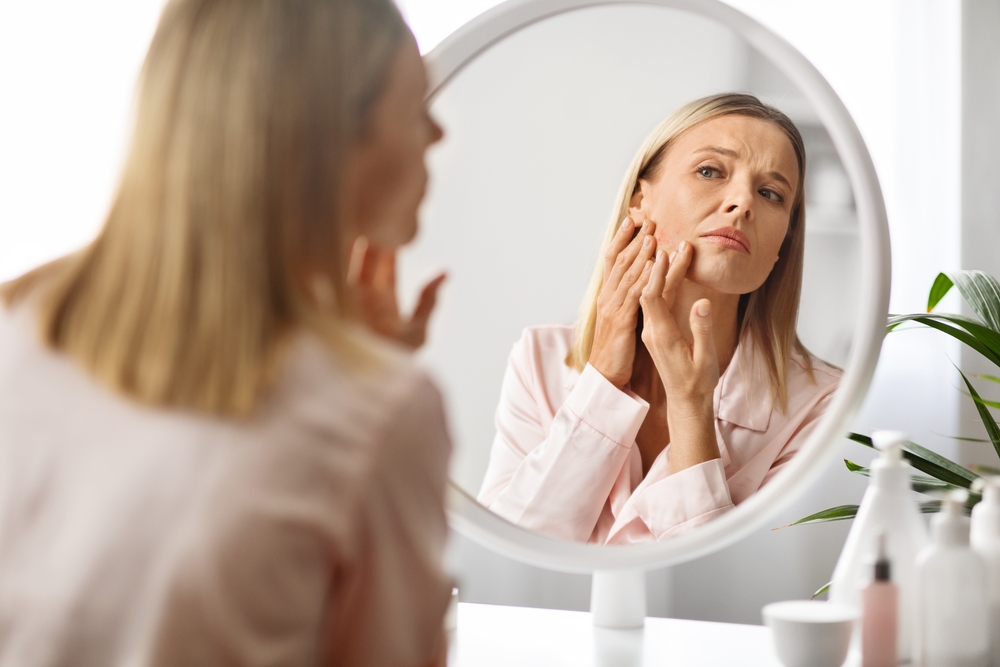 Best Skincare Products For Acne & Ageing Skin | Retinol, Vitamin C For Dull Skin | Using Retinol Without Irritation & Breakouts | Active Ingredients & Routines